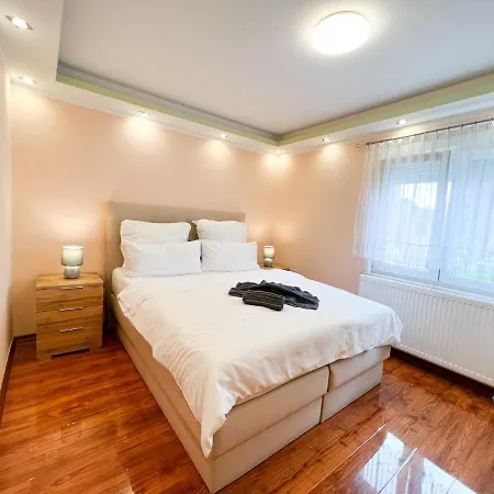 Extrem Ruhiges Apartment- Ost